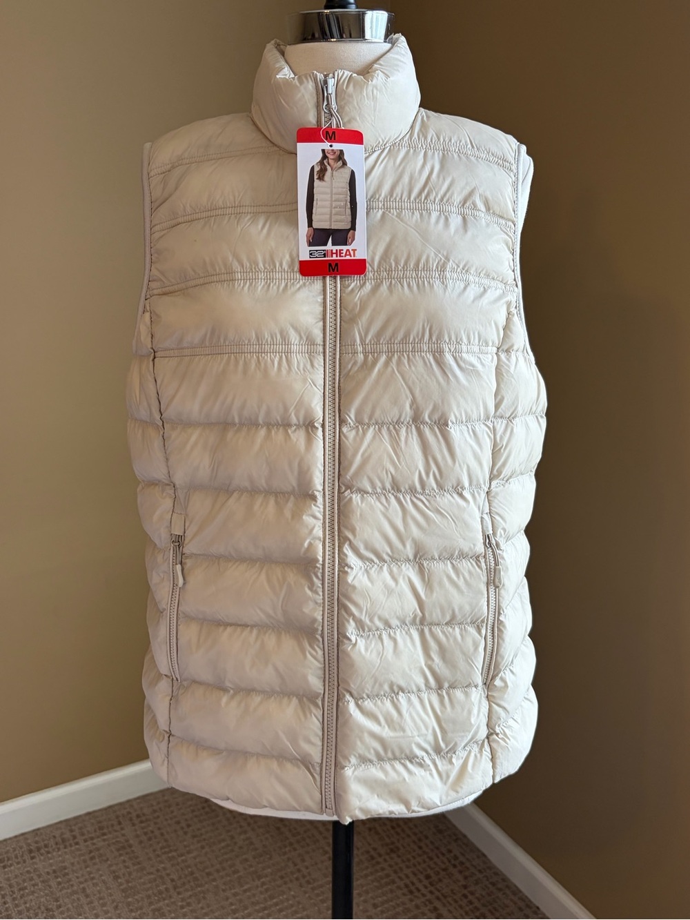 32 Degrees Quilted Vest Cream, Medium, Gorpcore Athleisure Minimalist Granola